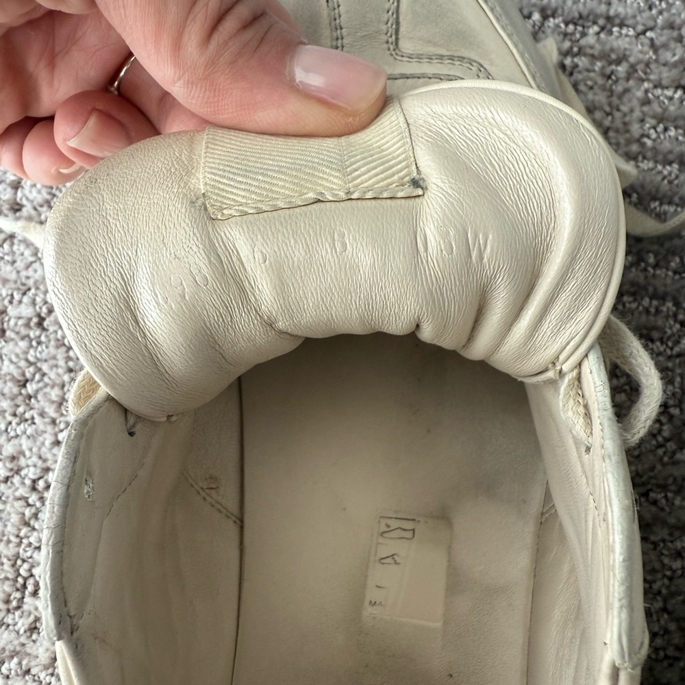 Gucci Rython Cream Sneakers - Picture 4 of 6